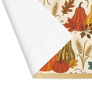 White seam thread and hemmed edge on a DipaliZ cotton placemat