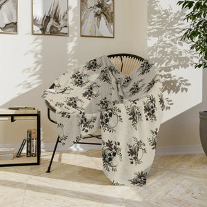 Skull & Roses Velveteen Microfiber Blanket — Gothic Floral Throw