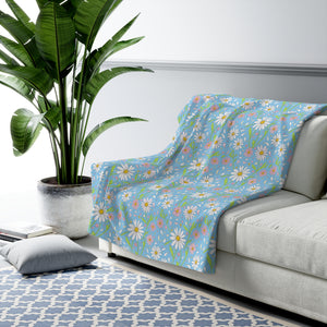 Daisy Meadow Sherpa Blanket — Soft Floral Fleece Throw