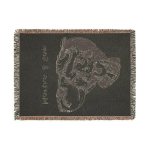 Personalized, Cozy Dog Lovers Woven Blanket - Adorable Puppy Design for Home Decor