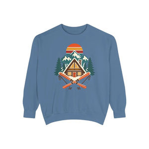 Cabin Ski Retreat Sweatshirt — Vintage Mountain Lodge Design