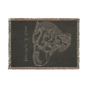 Personalized, Cozy Dog Lovers Woven Blanket - Adorable Puppy Design for Home Decor