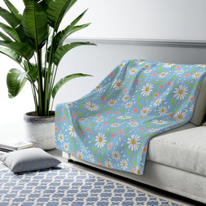 Daisy Meadow Sherpa Blanket — Soft Floral Fleece Throw