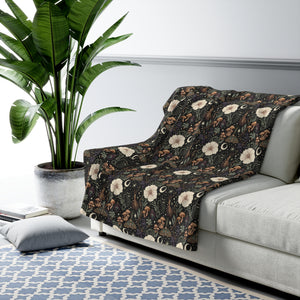 Celestial Floral Sherpa Blanket — Cozy Moon & Mushroom Fleece Throw