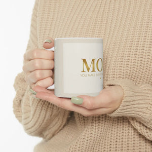 Small closing flourish after the script on the DipaliZ Mom mug