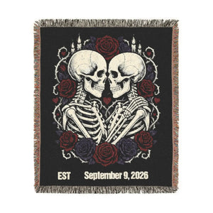 Artwork finish option on the DipaliZ kissing skulls woven blanket
