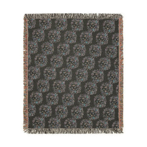 Woven Blanket — Reversible floral Pattern Throw (Cozy Modern Home Accent)