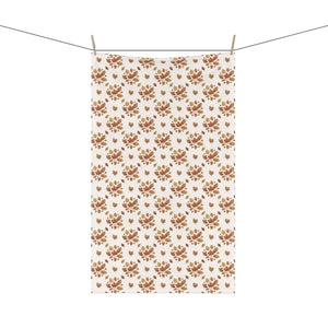 Edge and hem view of the DipaliZ 18 by 30 inch autumn leaf tea towel