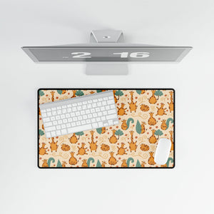 Cute Orange Cat Pattern Desk Mat — Large Playful Mouse & Floral Gaming/Office Desk Pad