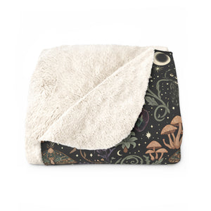 Celestial Floral Sherpa Blanket — Cozy Moon & Mushroom Fleece Throw