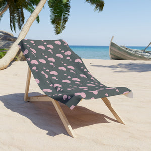 Pink hearts Beach Towel
