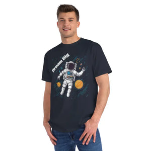T-shirt - Astronaut in Space Tee Organic Cotton Comfort Style - Dipaliz