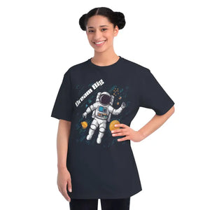T-shirt - Astronaut in Space Tee Organic Cotton Comfort Style - Dipaliz