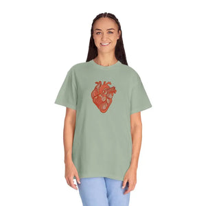 T-shirt - Anatomical Heart Graphic Tee Low Heat Garment Dyed Cotton - Dipaliz