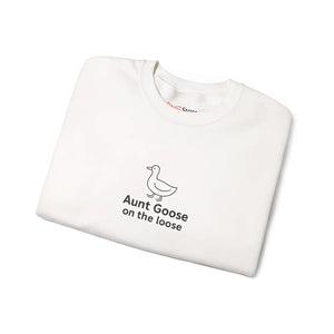 Cozy Unisex Heavy Blend Sweatshirt - Aunt Goose Design - Dipaliz - Sweatshirts