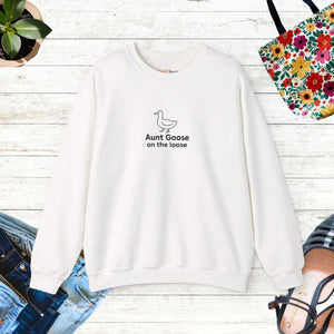 Cozy Unisex Heavy Blend Sweatshirt - Aunt Goose Design - Dipaliz - Sweatshirts