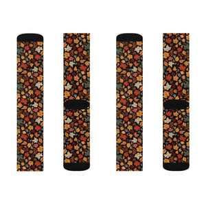Autumn Leaves Pattern Socks - Cozy Fall Style - Dipaliz
