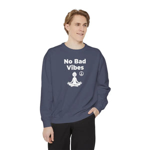 Relaxed Vibes Sweatshirt - no Bad Yoga - Dipaliz - Sweatshirts