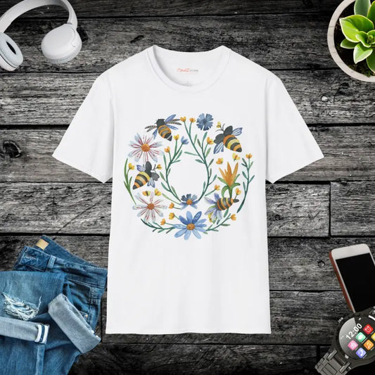 Buzzing Comfort: Unisex Softstyle Cotton T-shirt with Bees & Flowers - White / s T-shirt