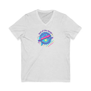 Retro Planet Graphic V-neck Tee - Neon Ribbed Knit Collar - Dipaliz - Ash / s - V-neck