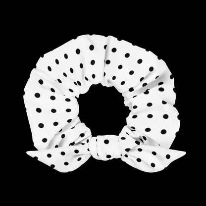 Polka Dot Sustainable Scrunchie: Chic & Eco-friendly Fashion