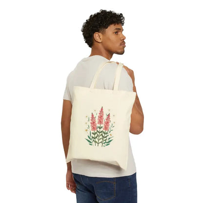 Bloom Brilliance Tote: Stylish White Flowers Sturdy Canvas - Natural / 15’’ x 16’’ Bags