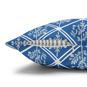 Blue Geometric Floral – 18x18 Square Cover - Dipaliz - Chair & Sofa Cushion Covers