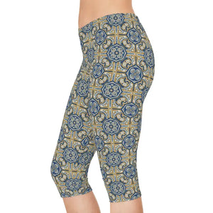 Leggings - Blue Gold Moroccan Tile Capri - Dipaliz