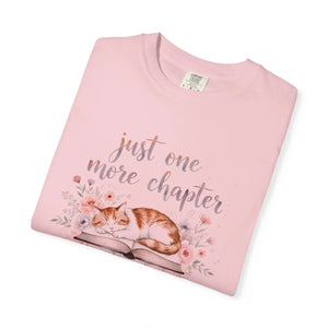 Cat and Books with Text ?Just one More Chapter’ Book Lovers T-shirt - T-shirts
