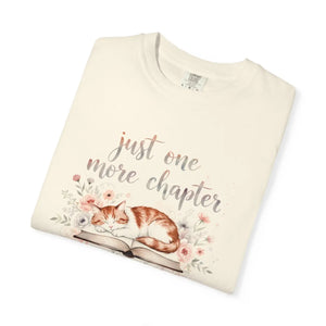 Cat and Books with Text ?Just one More Chapter’ Book Lovers T-shirt - T-shirts
