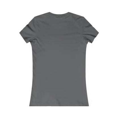 Chic & Comfy Women’s Tee: Trendy Fashion for Moms! - T-shirt