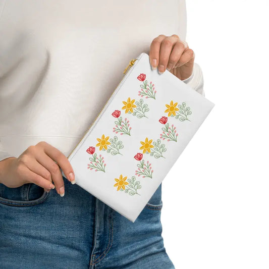 Chic Floral Cotton Canvas Cosmetic Bag for Stylish Organization - White / one Size Bags