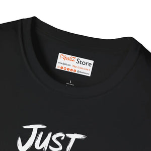 Quirky Chill Snowman T-shirt - Softstyle Cotton - Dipaliz - T-shirts