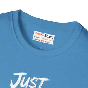 Quirky Chill Snowman T-shirt - Softstyle Cotton - Dipaliz - T-shirts