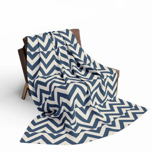 Chevron Arctic Fleece – Cozy Nights Throw - Dipaliz - Blankets