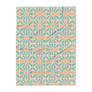 Cozy Geometric Arctic Fleece Blanket - Vibrant Warmth - Dipaliz - Blankets