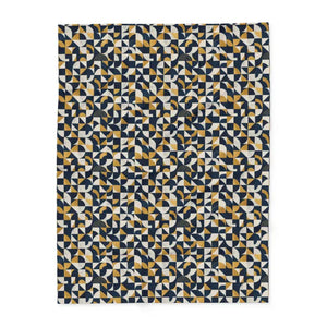 Arctic Warmth Fleece Throw - Cozy Nights Plush Blanket - Dipaliz - 60’’ × 80’’ - Blankets