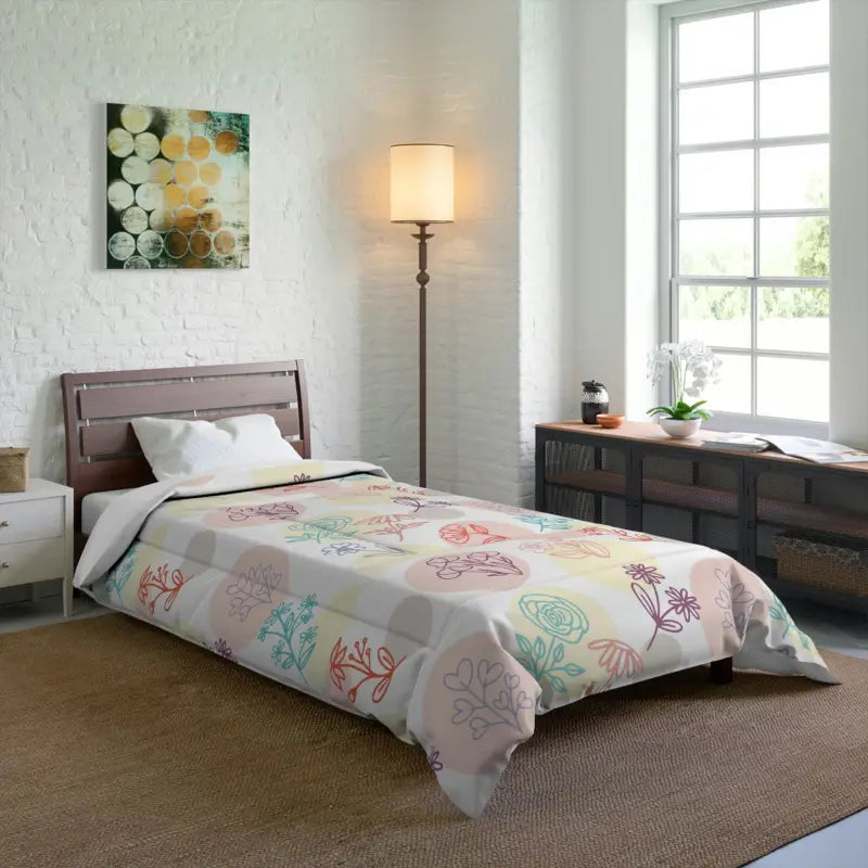 Elegant Floral Comforter for Cozy Sustainable Style - Home Decor