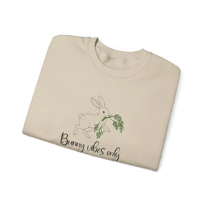 Floral Bunny Graphic Crewneck Sweatshirt - Nature Inspired - Dipaliz - Sweatshirts