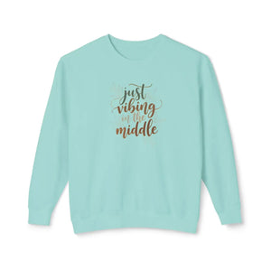 Cozy Crewneck Sweatshirt - just Vibing in the Middle - Dipaliz - Chalky Mint / s