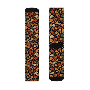 Cozy Autumn Leaves Pattern Socks - Fall Fashion - Dipaliz