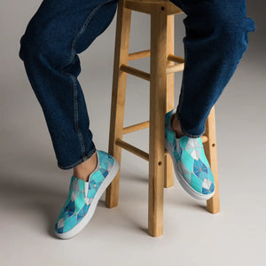 Bold Men’s Slip Canvas Shoes - Blue Abstract Pattern - Dipaliz - Sneakers
