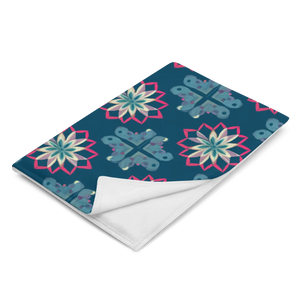 Pink Geometric Throw Blanket – Silk Touch - Dipaliz - Blankets