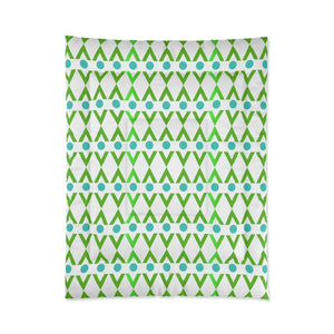 Cozy Green Geometrical Pattern Blanket - Modern - Dipaliz - Quilts & Comforters