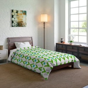 Cozy Green Geometrical Pattern Blanket - Modern - Dipaliz - Quilts & Comforters