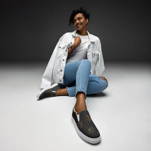 Bold Golden Leaves Canvas Shoes - Women’s Slip - Dipaliz - Sneakers