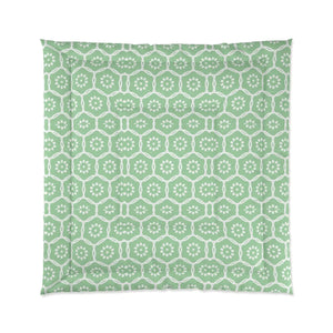 Green Abstract Pattern Comforter – Soft Polyester - Dipaliz - Quilts & Comforters