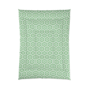 Green Abstract Pattern Comforter – Soft Polyester - Dipaliz - Quilts & Comforters