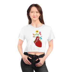 Aop Crop Tee - Heart Wildflower Print Statement Style - Dipaliz - White Stitching / Xs - T-shirts