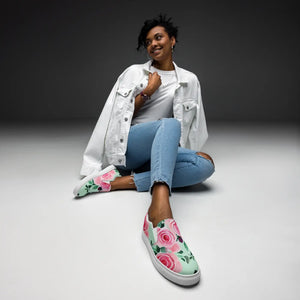 Chic Women’s Canvas Shoes - Pink Roses Pattern - Dipaliz - Sneakers